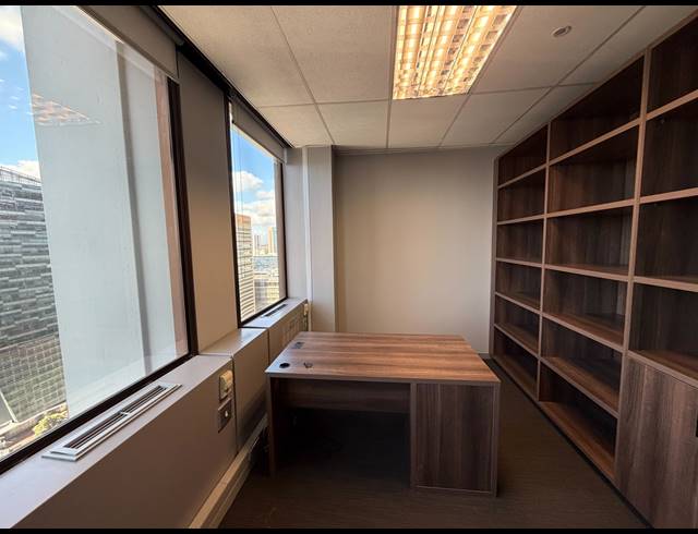 798.90M² BUILDING TO LET IN CAPE TOWN CITY CENTRE